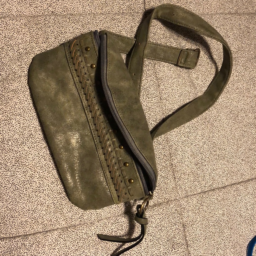 Fanny pack